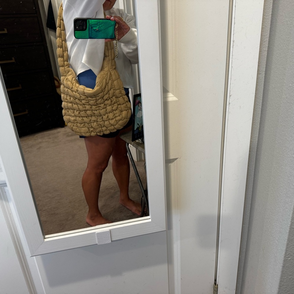 Viral puffy bag - tan/beige new no tags